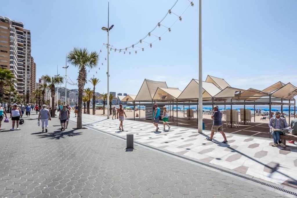 Levante Beach Front Of The Sea Estacha เบนิดอร์ม ภายนอก รูปภาพ